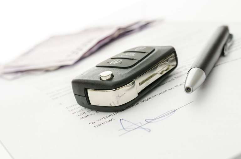 Как оформить документы при покупке автомобиля?