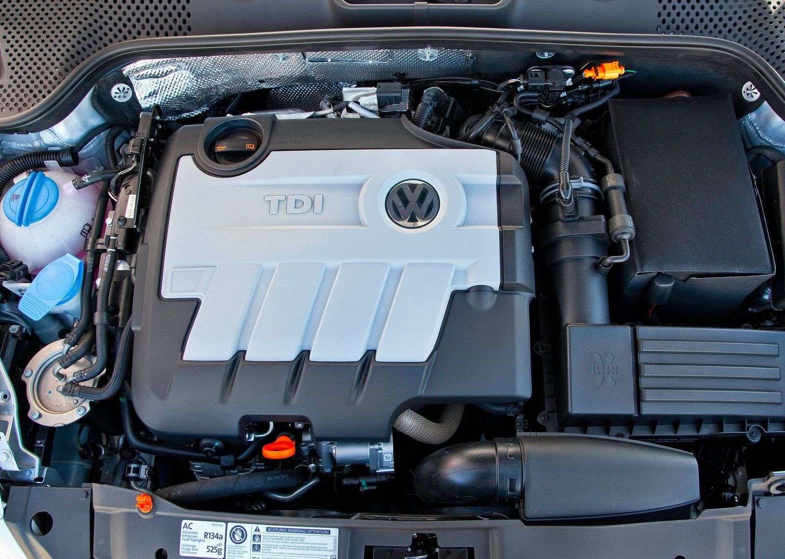 Обзор Volkswagen Beetle 2017: технические характеристики, цена