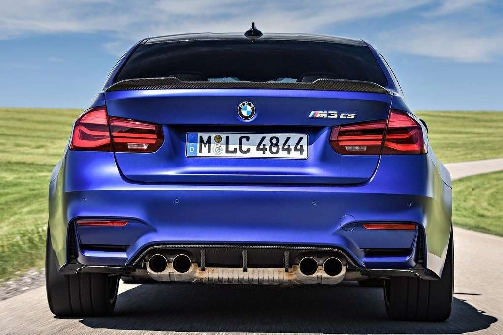 Видео-обзор BMW M3 CS 2018