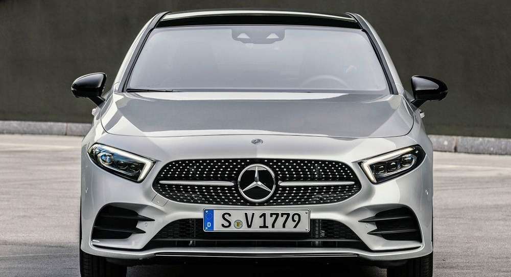 Видео-обзор Mercedes-Benz A-Class Sedan 2019