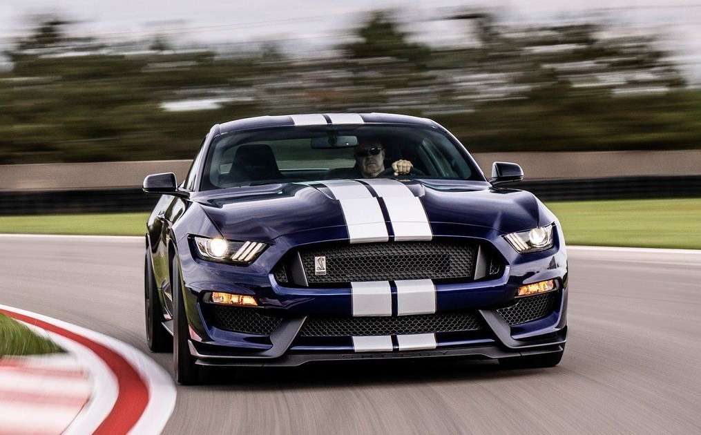 Ford Mustang Shelby GT350 2019 года: обзор новинки