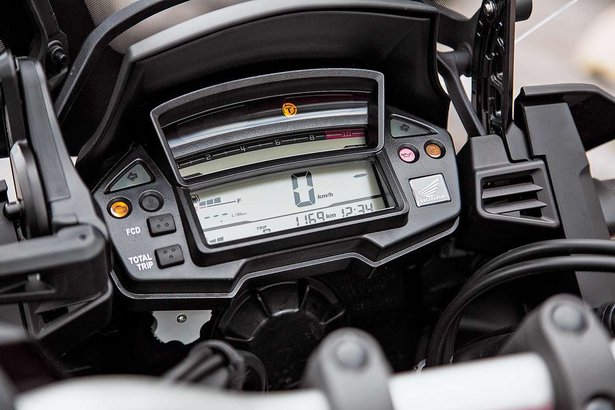 Тест-драйв Honda VFR1200X Crosstourer: характеристики и цена