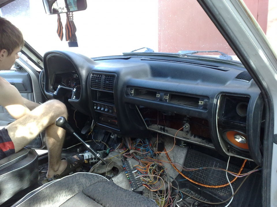 Как правильно поменять радиатор печки на автомобиле ГАЗ 3110 Волга