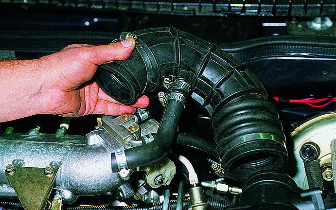 Как убрать воздух из системы охлаждения машины: проверенные способы