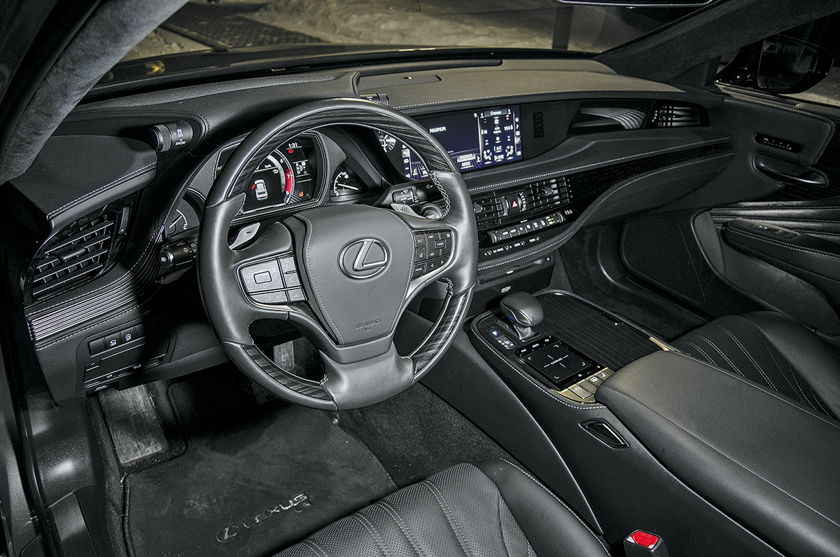 Lexus LS 2019 года: отзыв владельца и затраты эксплуатации