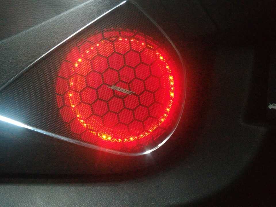 Как самостоятельно смонтировать подсветку динамиков в машине